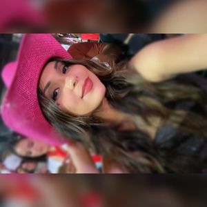 Meet your Posher, Abigail